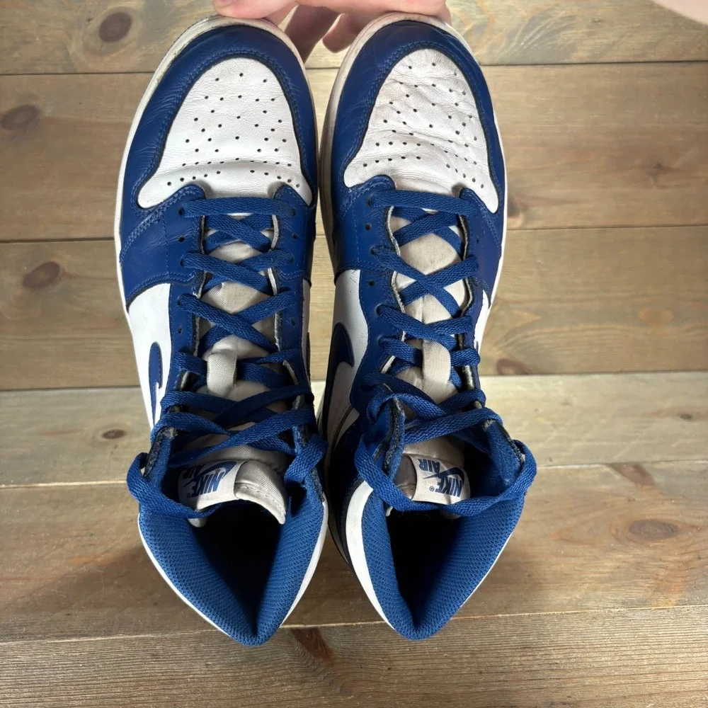 Nike Air Jordan 1 Retro Mens 10.5 shoes White Storm Blue Basketball sneakers